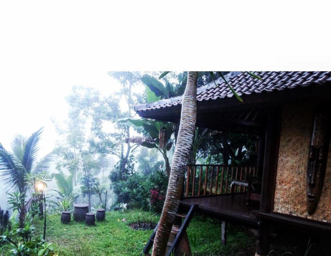 テテバトゥSky Garden Lombokアパートメント エクステリア 写真