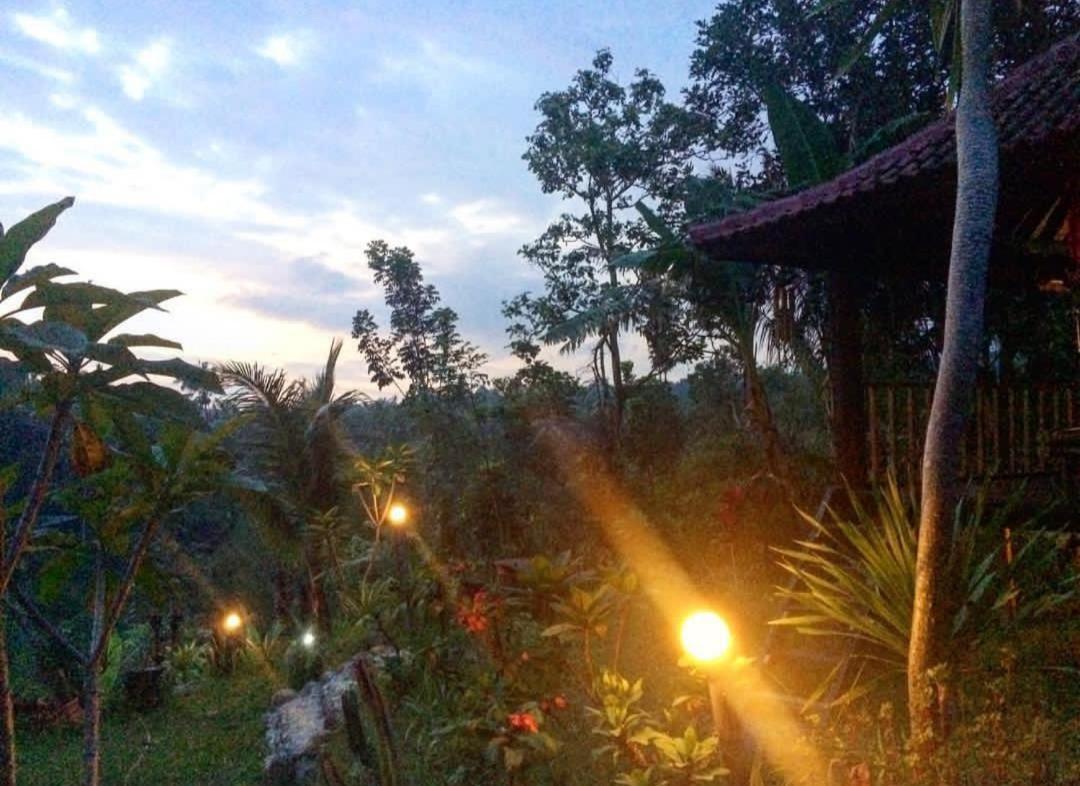 テテバトゥSky Garden Lombokアパートメント エクステリア 写真